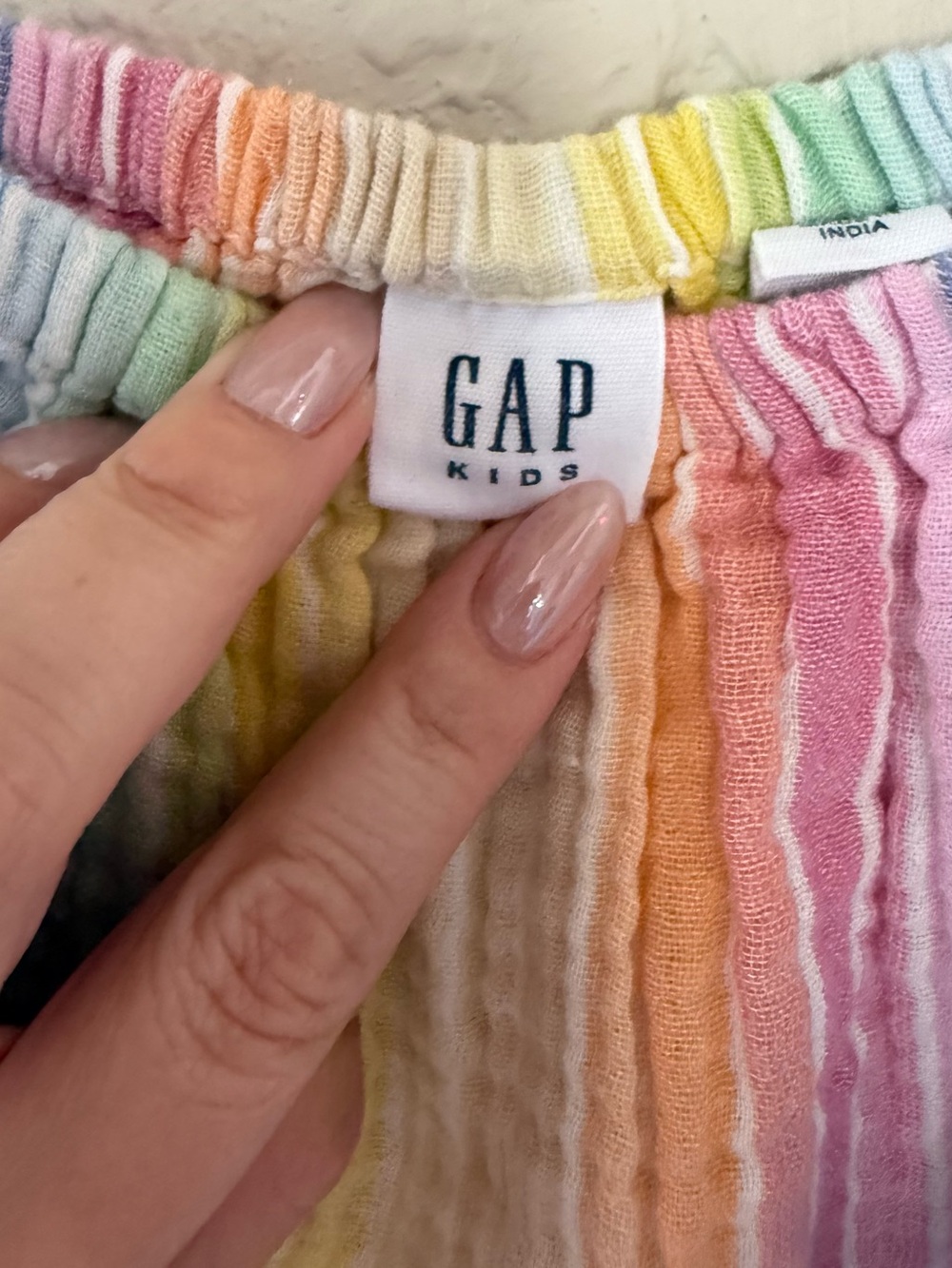 GAP cotton rainbow gauze top (XS) - Picture 5 of 6